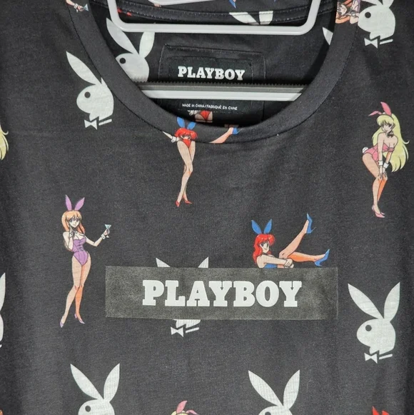 Playboy Black Anime Pinups Bunny Logo Graphic T-Shirt Size XL - Picture 2 of 9